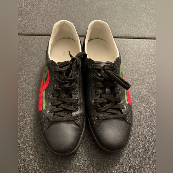 Gucci Other - Gucci GG Ace sneakers (Black Green Red)